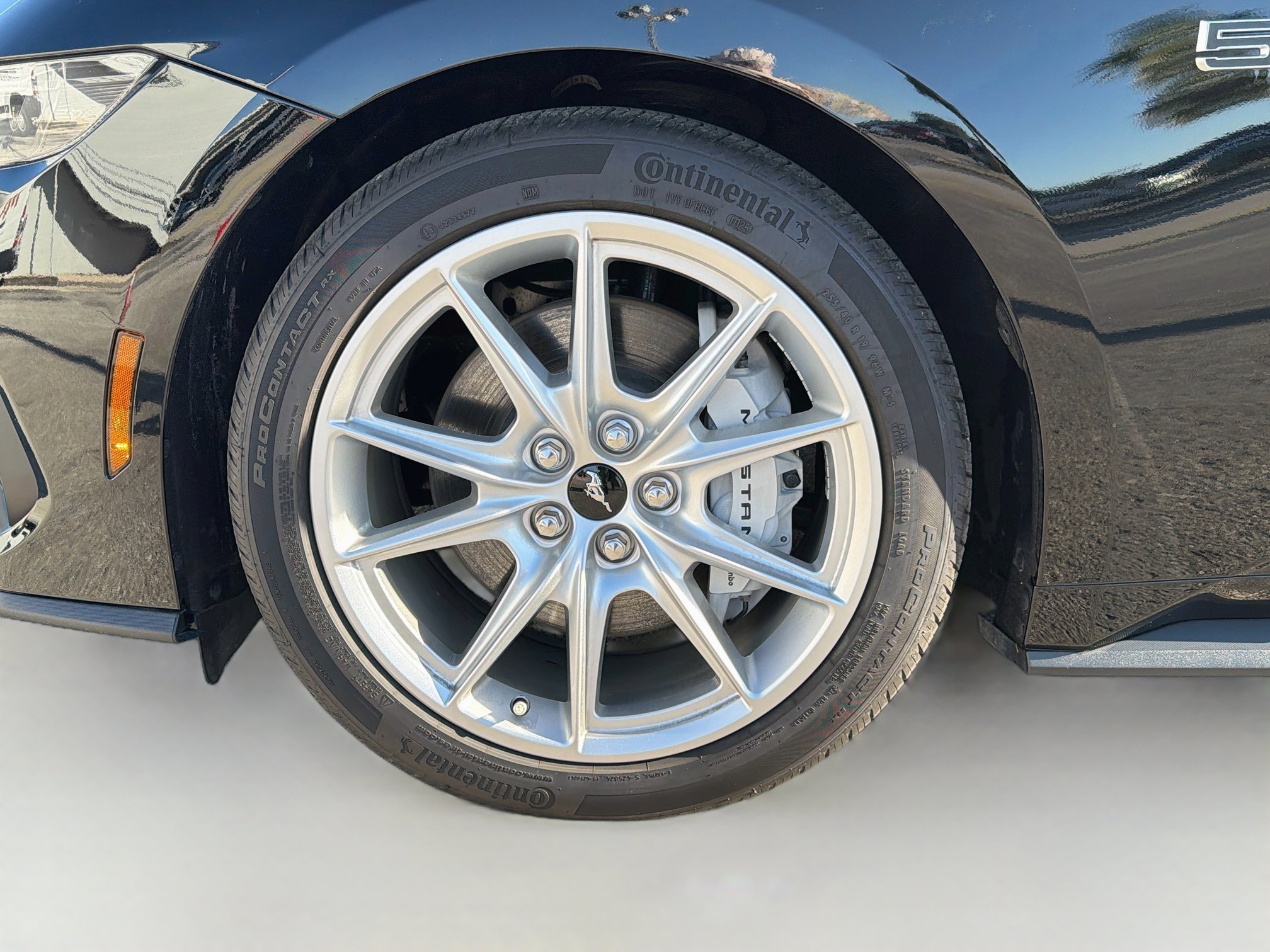 Used 2025 Ford Mustang GT Premium RWD image 41