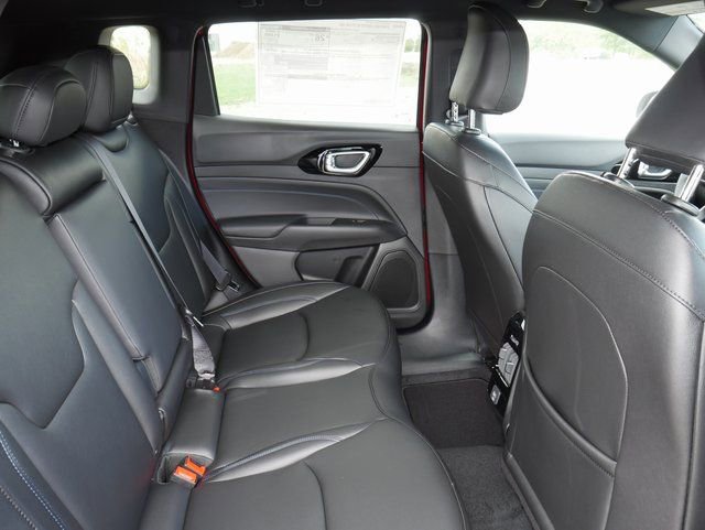 New 2026 Jeep Compass Limited image 16