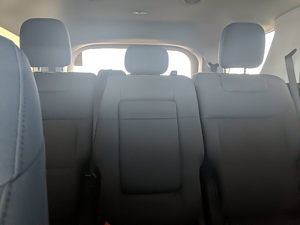 Certified 2025 Ford Explorer Active AWD/4WD image 29