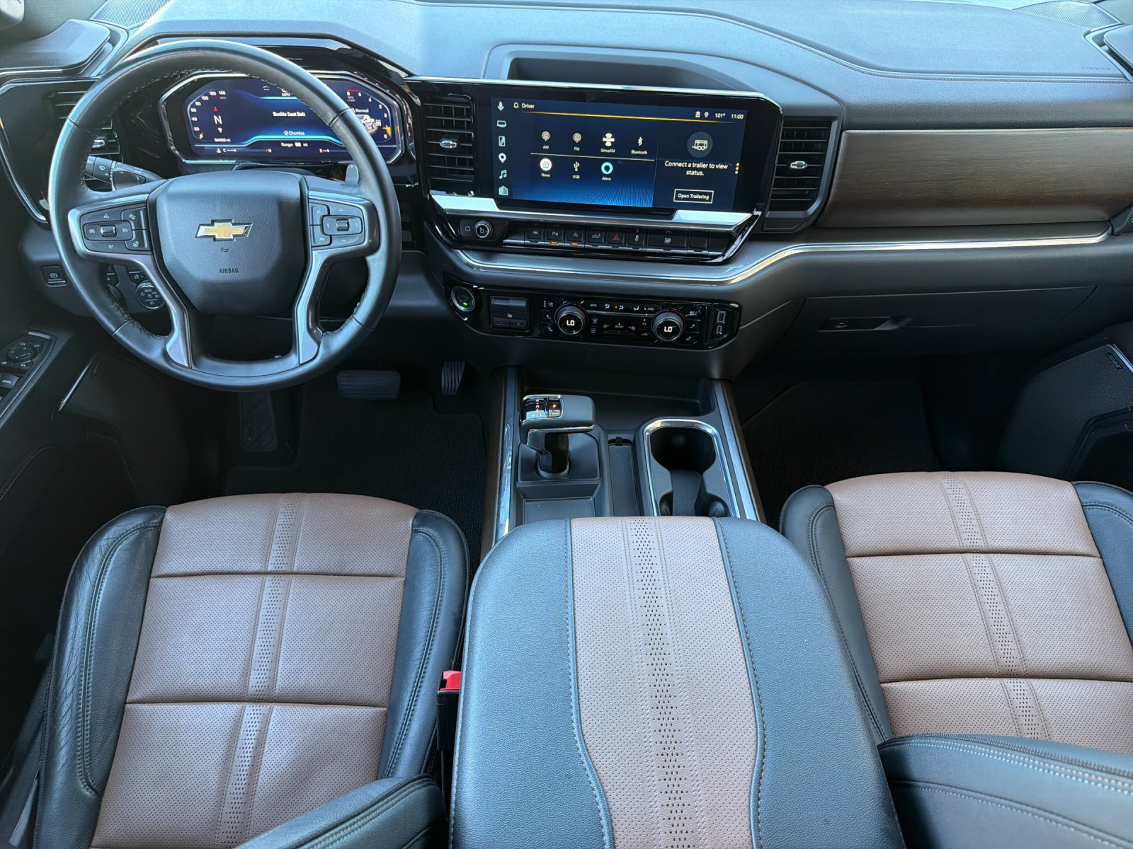 Used 2024 Chevrolet Silverado 1500 High Country AWD/4WD image 14