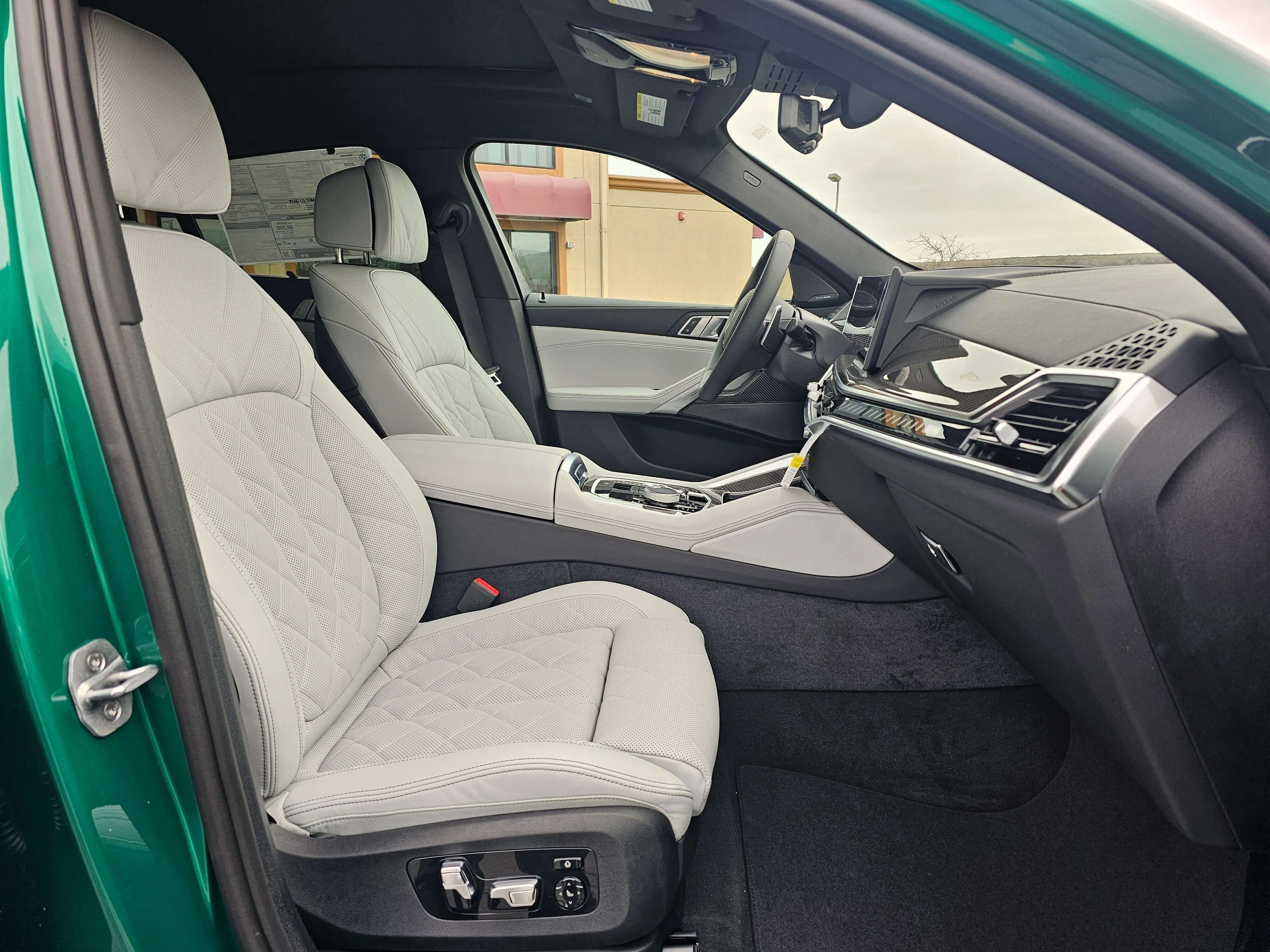 New 2026 BMW X6 M60i image 15