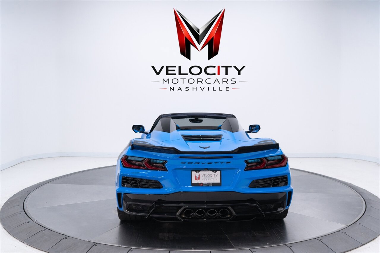 Used 2023 Chevrolet Corvette Z06 w/ Stealth Interior Trim Package RWD image 15