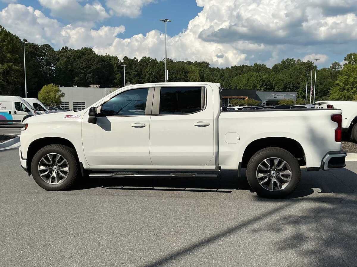 Used 2021 Chevrolet Silverado 1500 RST w/ Z71 Off-Road Package AWD/4WD image 2