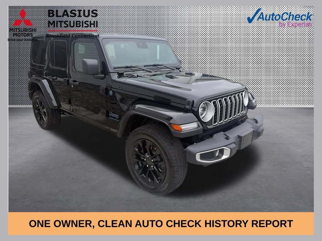 Used 2025 Jeep Wrangler Unlimited Sahara w/ Safety Group