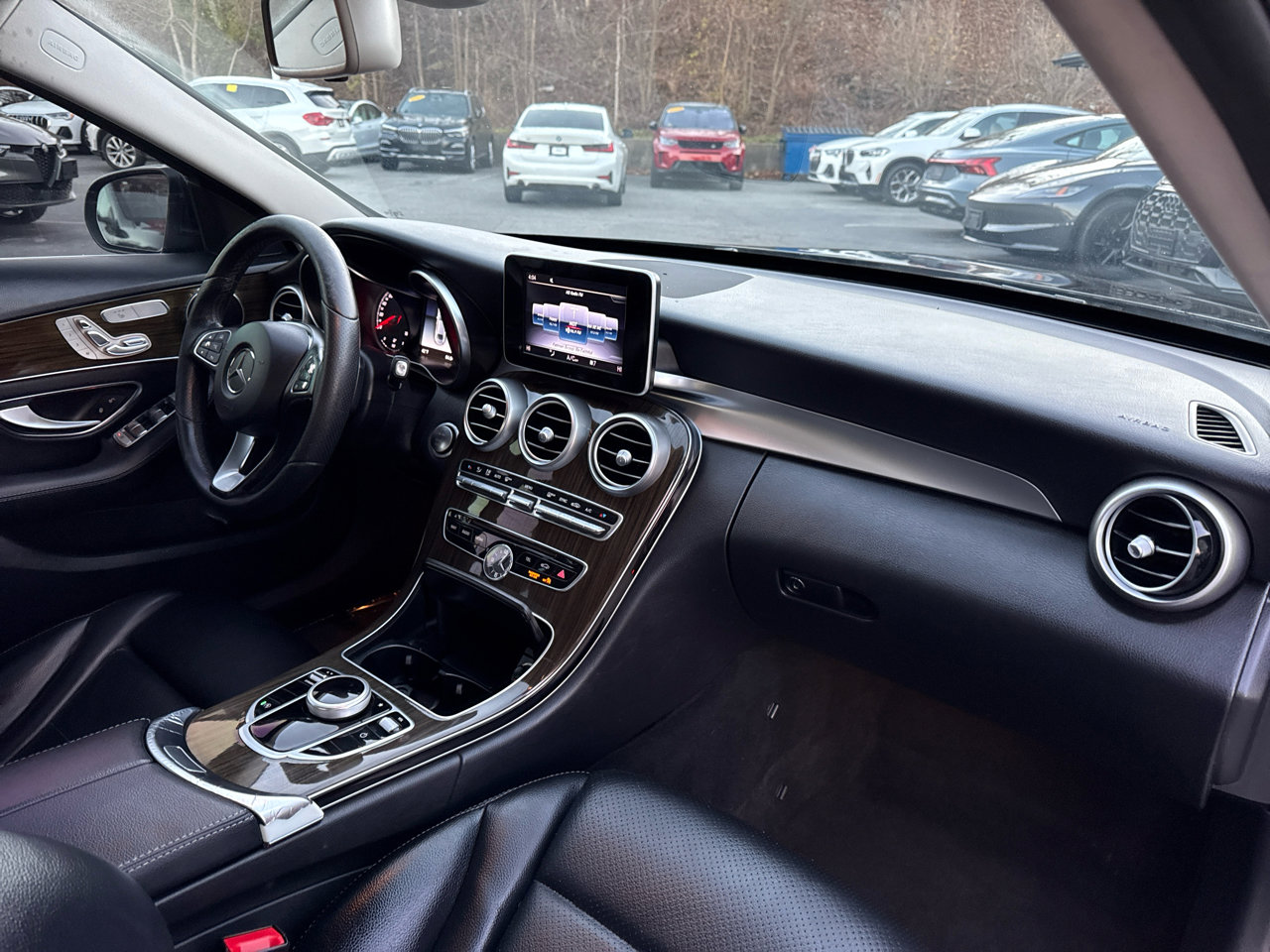 Used 2018 Mercedes-Benz C 300 Sedan image 23