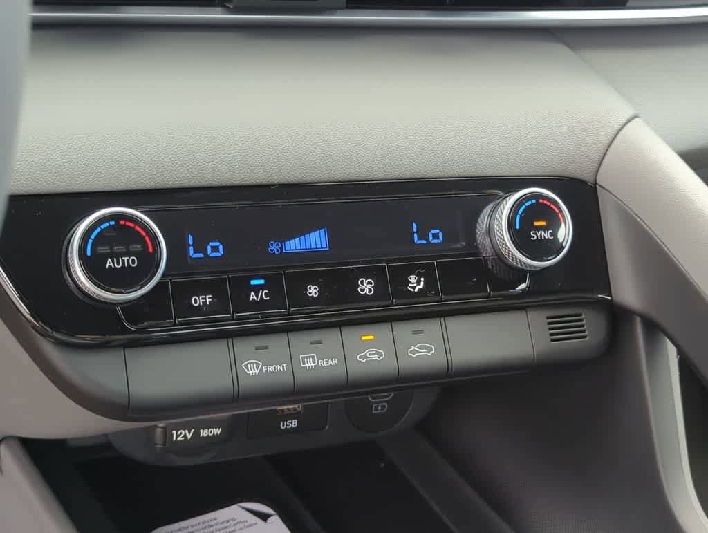 New 2026 Hyundai Elantra Sport FWD image 31