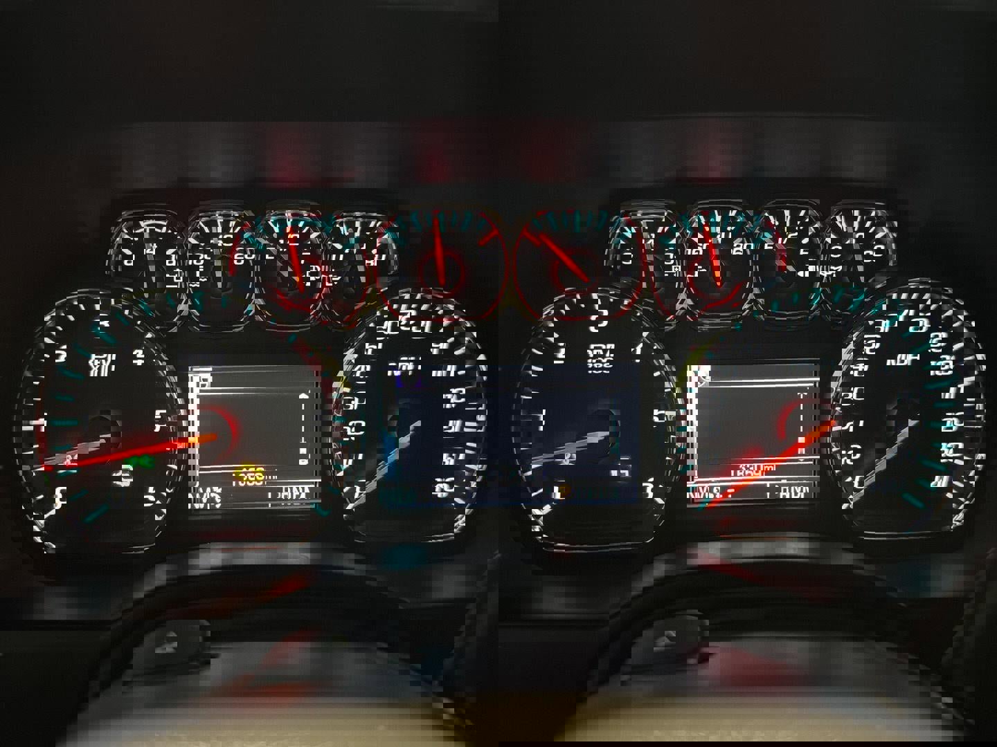 Used 2016 Chevrolet Suburban LTZ image 13