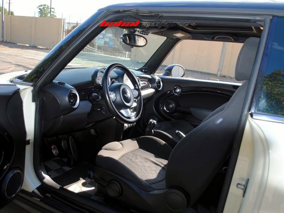 Used 2010 MINI Cooper John Cooper Works image 18