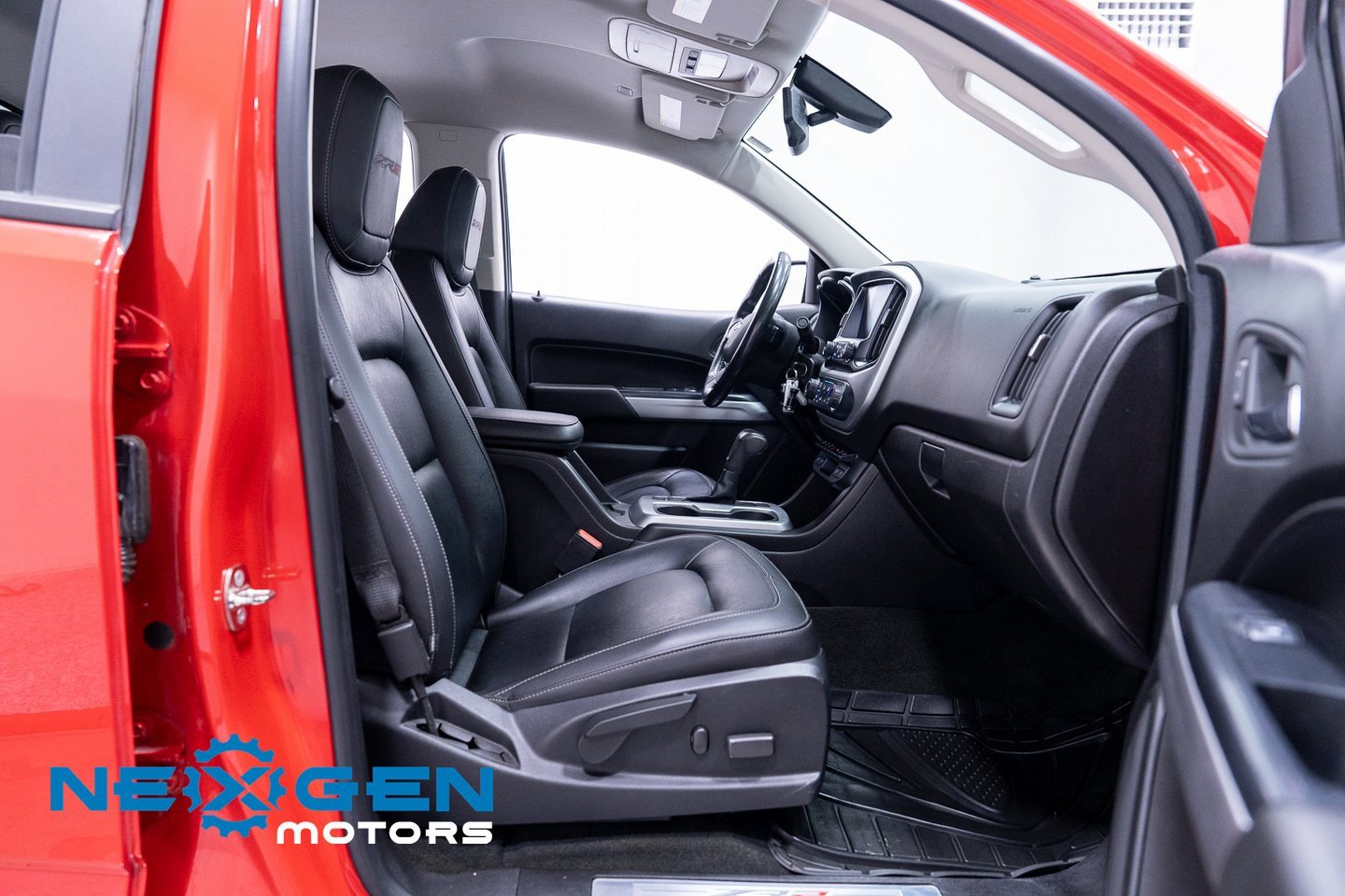 Used 2018 Chevrolet Colorado ZR2 image 47