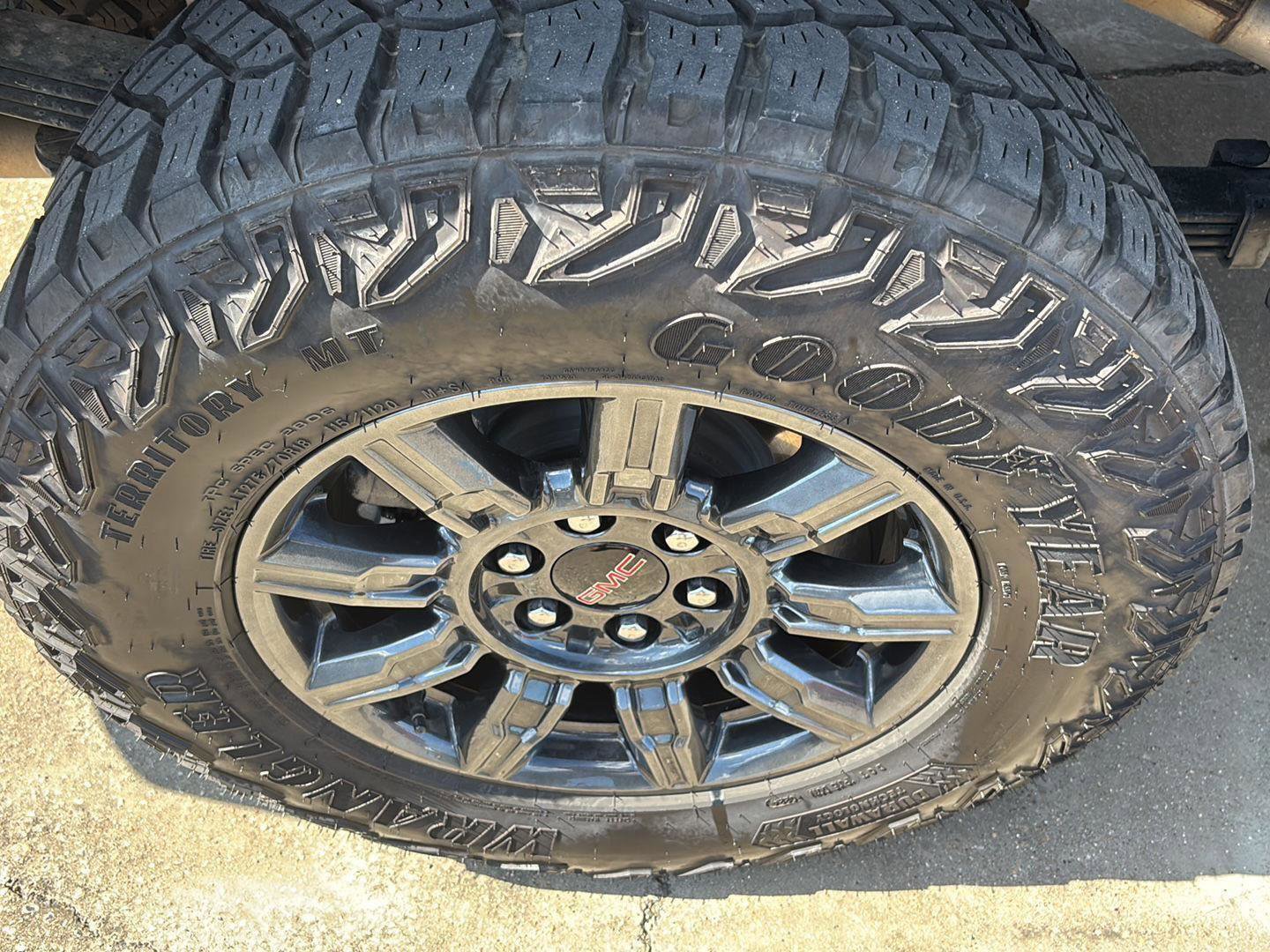 Certified 2024 GMC Sierra 1500 AT4X image 12