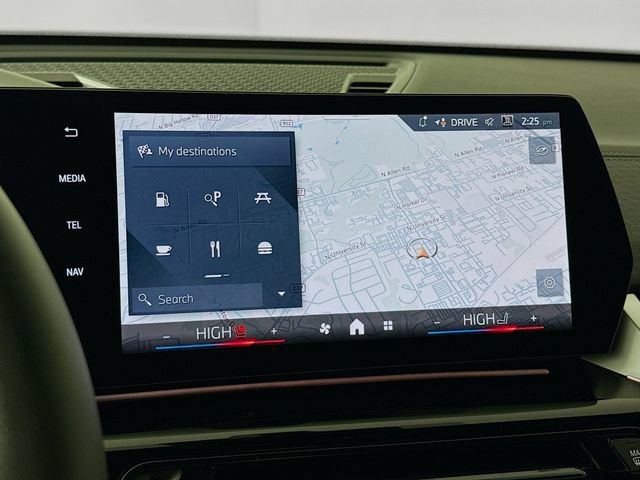 Used 2026 BMW X2 xDrive28i w/ Technology Package AWD/4WD image 13