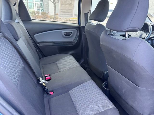 Used 2015 Toyota Yaris L image 13