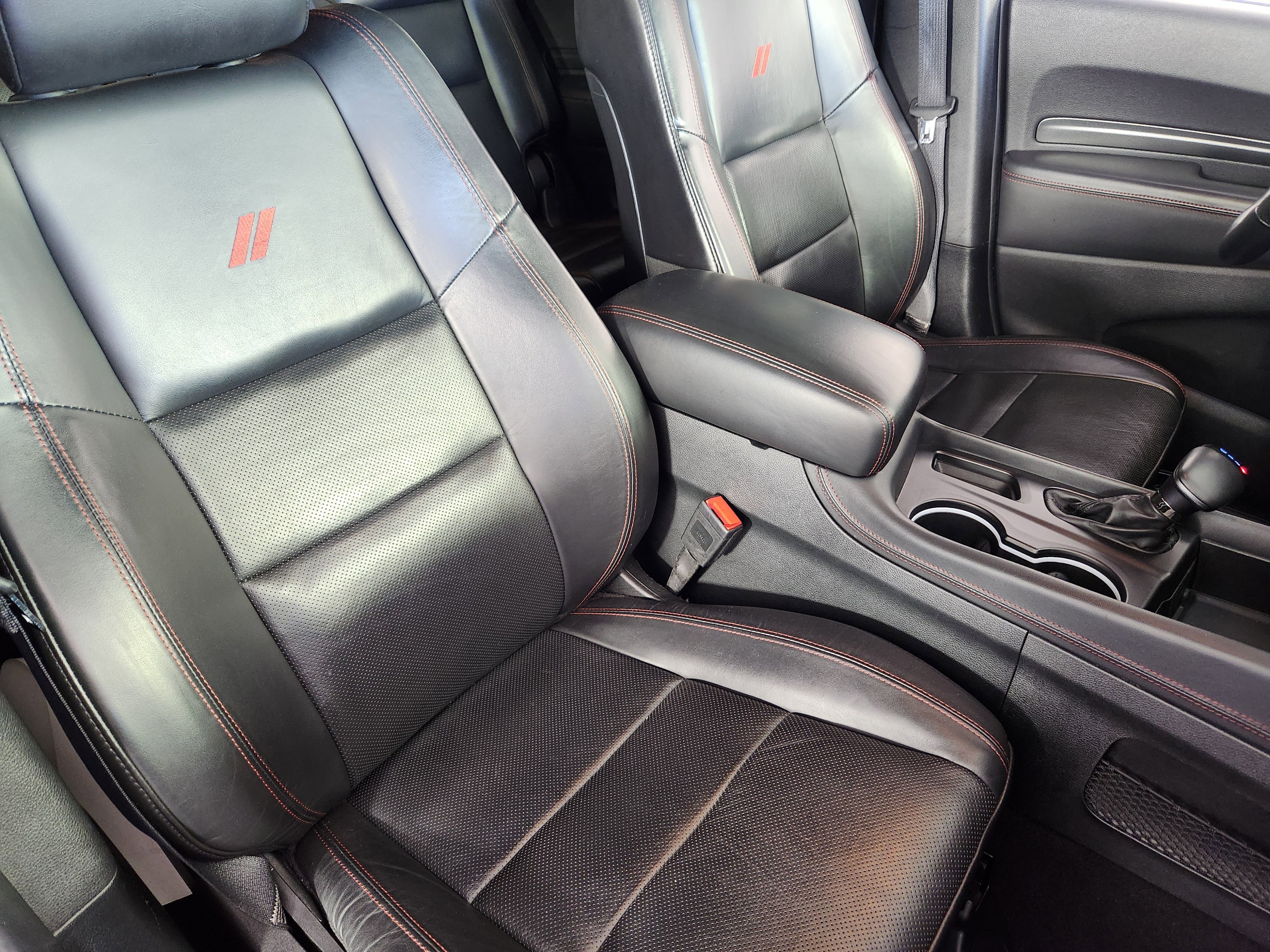 Used 2024 Dodge Durango GT AWD/4WD image 10