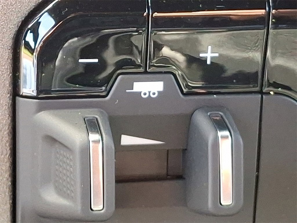 Used 2023 RAM 3500 Tradesman w/ Chrome Appearance Group image 26