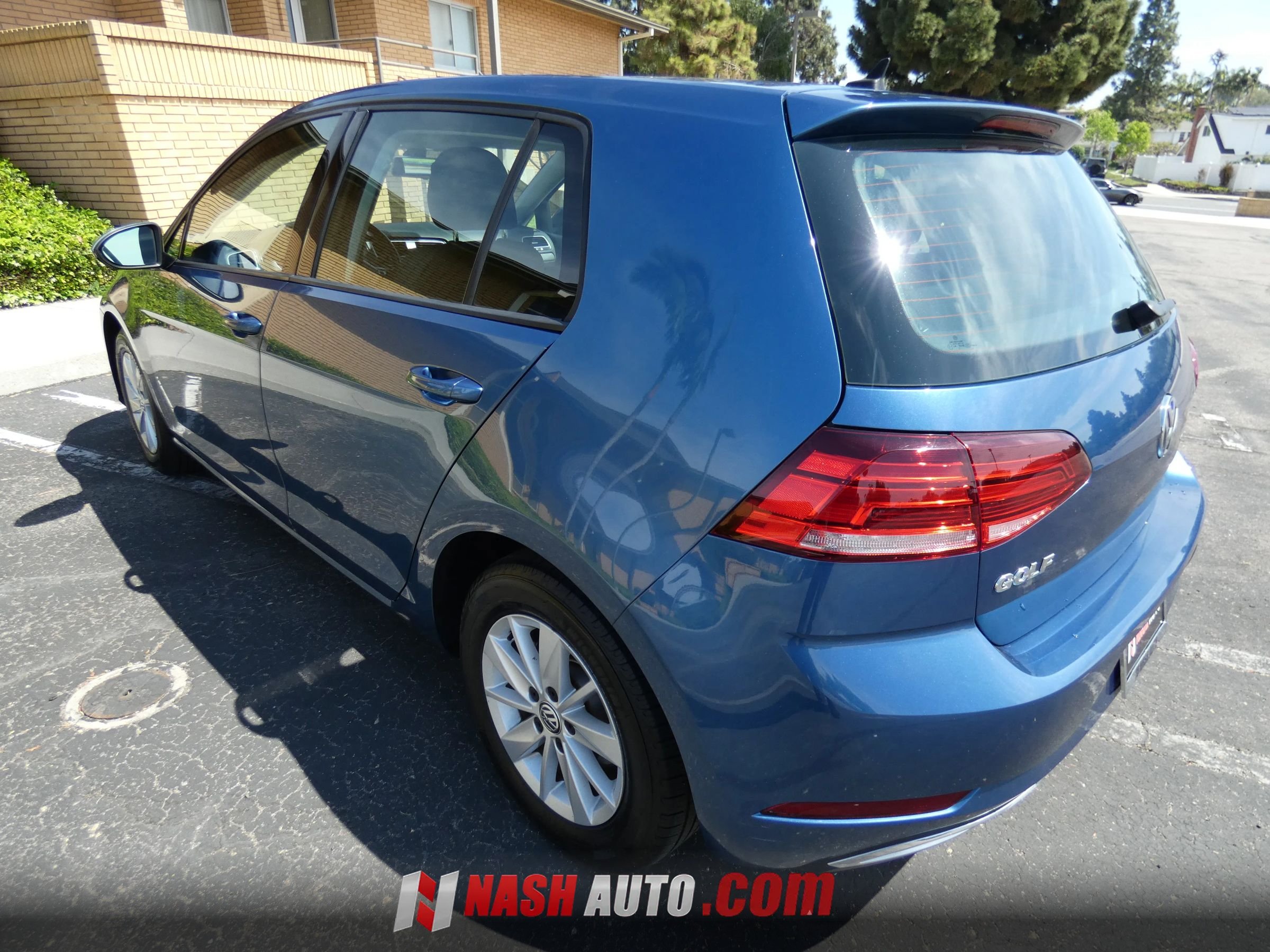 Used 2018 Volkswagen Golf S FWD image 12