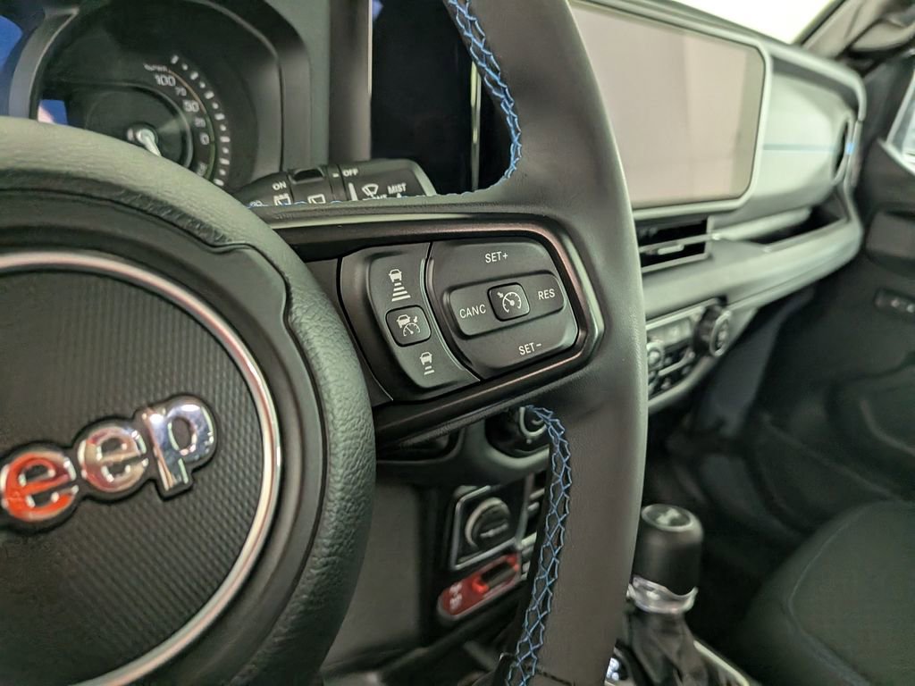 Certified 2025 Jeep Wrangler Unlimited Rubicon 4xe w/ Safety Group image 23