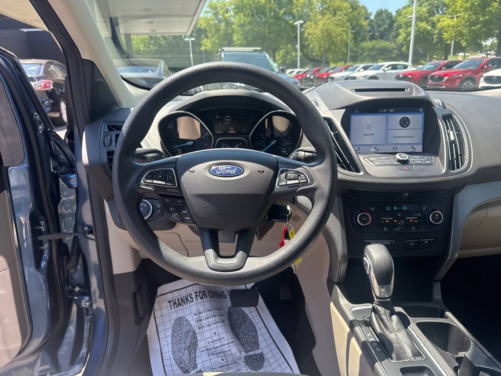 Used 2018 Ford Escape SE w/ SE Sync 3 Package FWD image 13