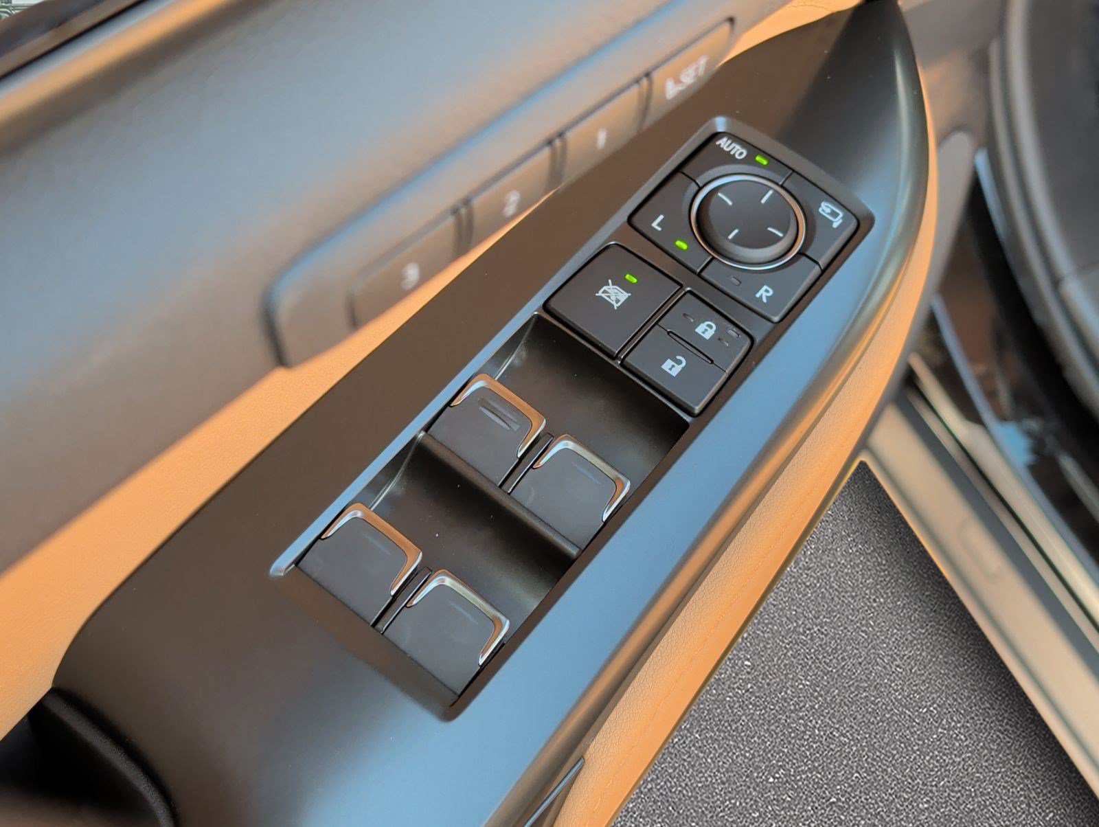 New 2026 Lexus NX 450h+ AWD w/ Accessory Package (2T) image 9