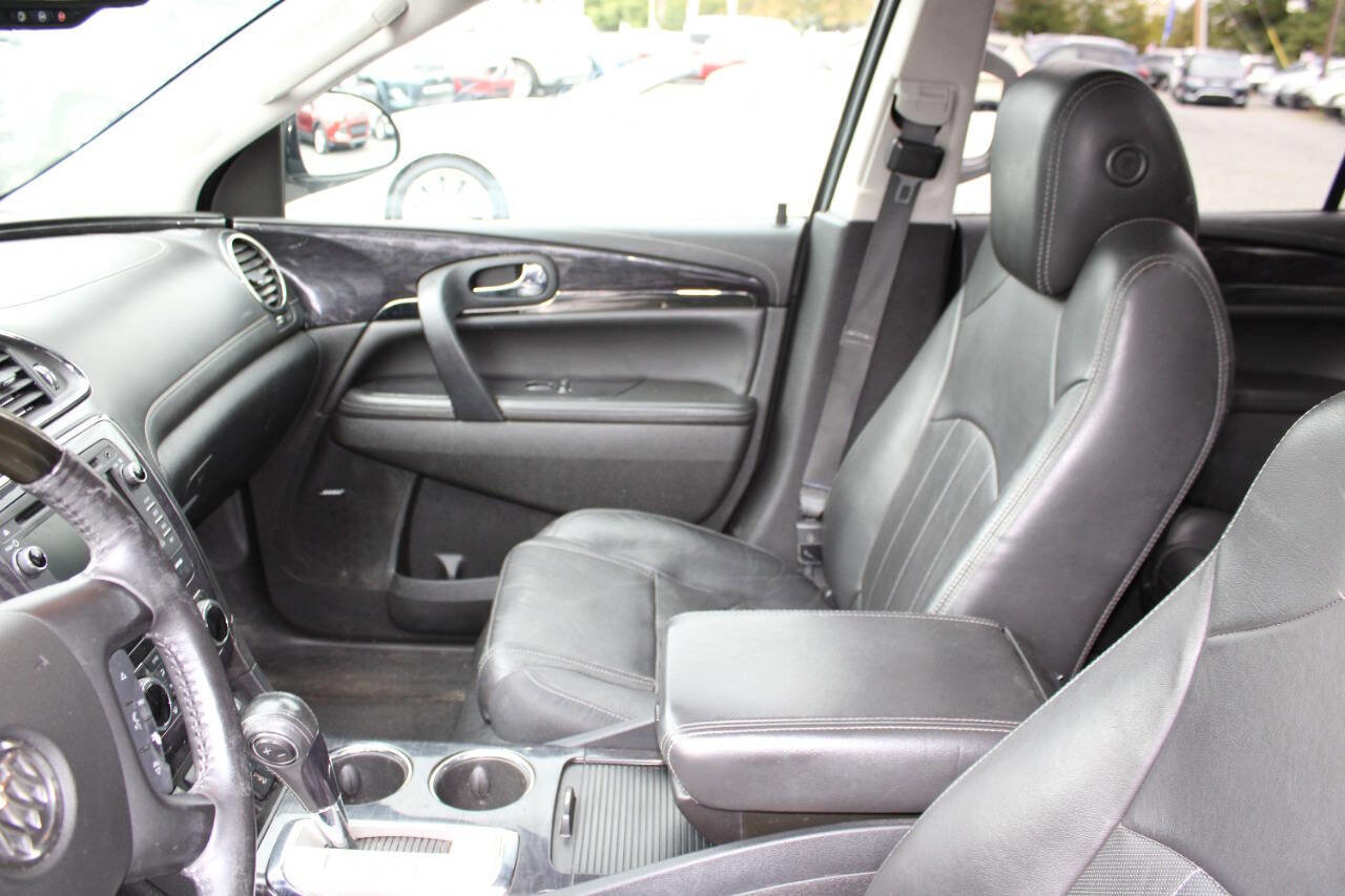 Used 2017 Buick Enclave Leather w/ Enclave Sport Touring Edition image 14