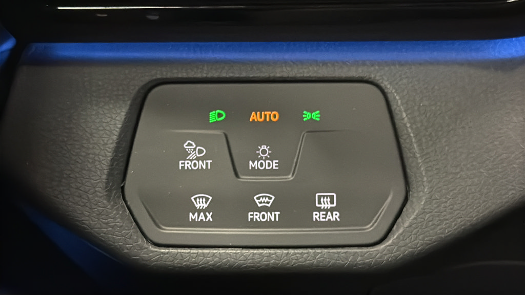 Used 2023 Volkswagen ID.4 Pro S AWD/4WD image 31