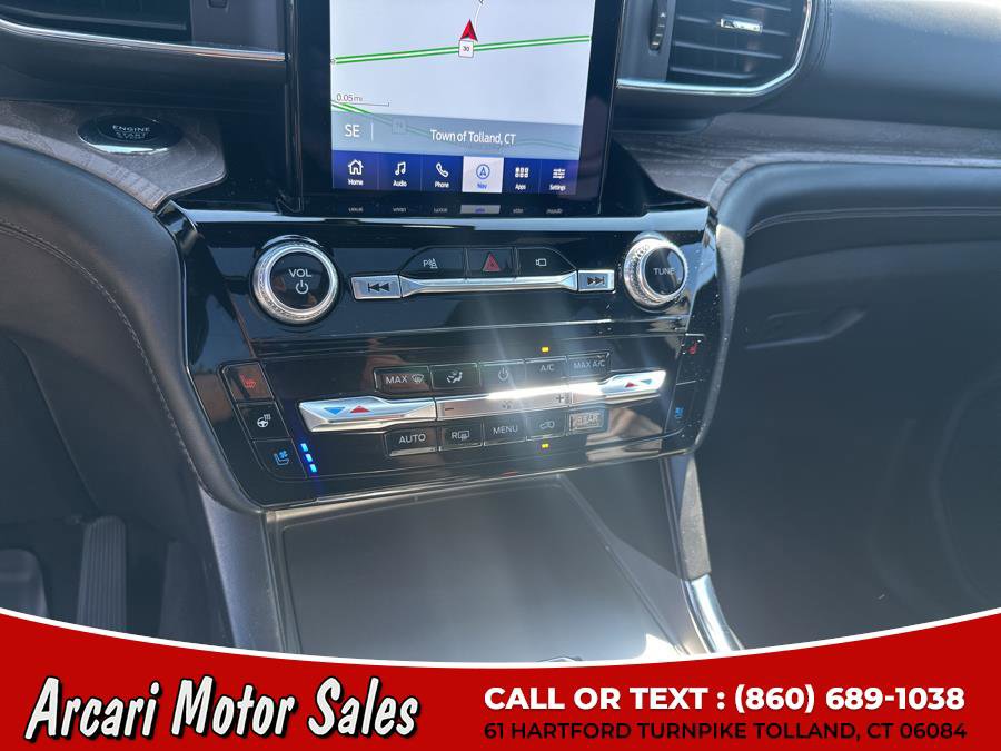 Used 2022 Ford Explorer Platinum w/ Equipment Group 601A image 24