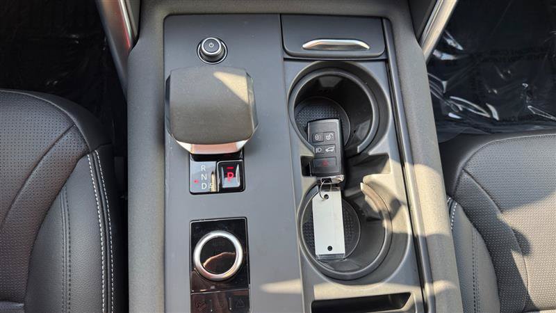Used 2023 Land Rover Discovery S R-Dynamic AWD/4WD image 39