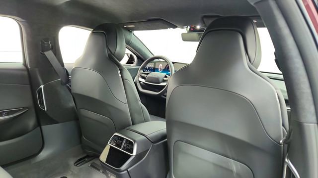 Used 2024 Lucid Air Pure RWD image 26