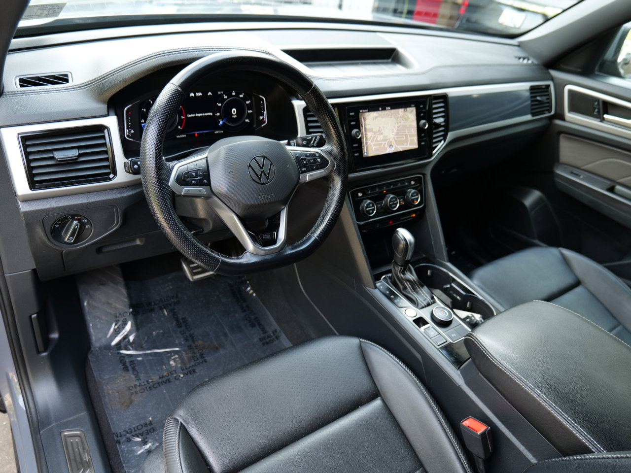Used 2022 Volkswagen Atlas Cross Sport SEL R-Line image 14