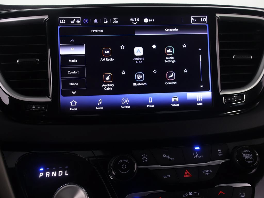 Used 2024 Chrysler Pacifica Touring-L FWD image 47