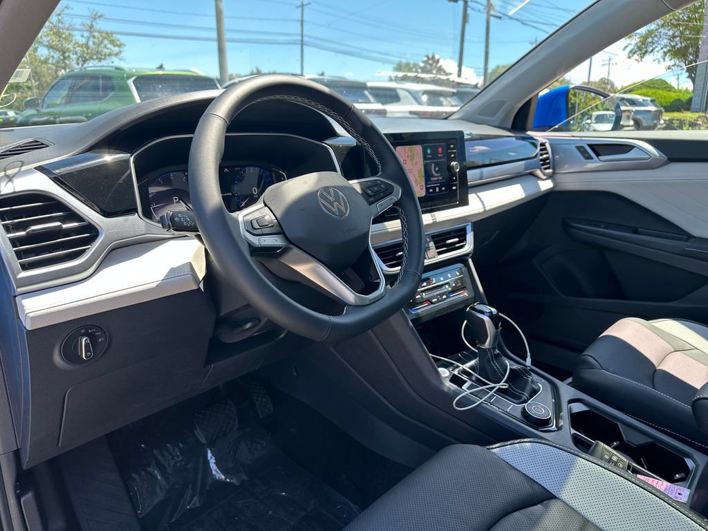 New 2026 Volkswagen Taos SEL AWD/4WD image 11