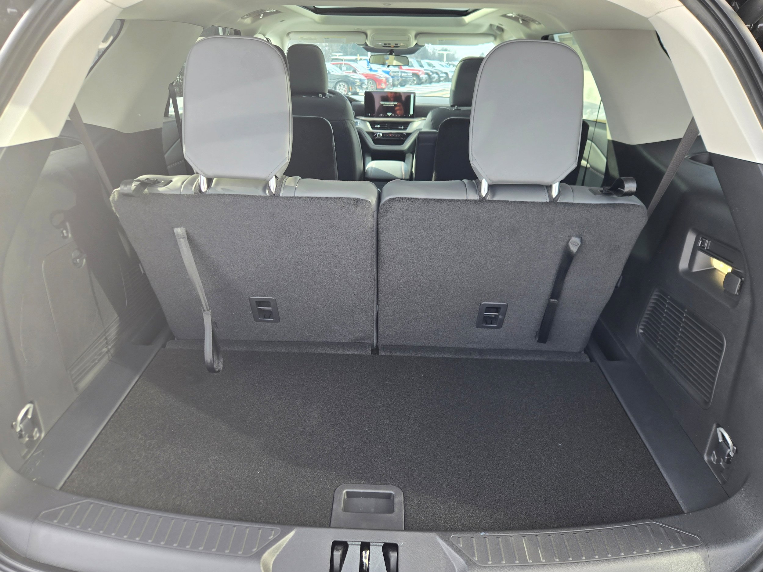 New 2026 Ford Explorer Active w/ Active Comfort Package AWD/4WD image 8