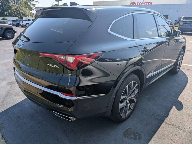 Used 2023 Acura MDX w/ Technology Package FWD image 3
