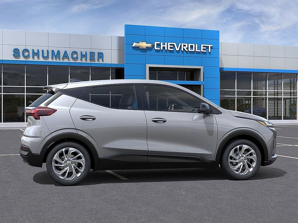 New 2027 Chevrolet Bolt LT FWD image 5