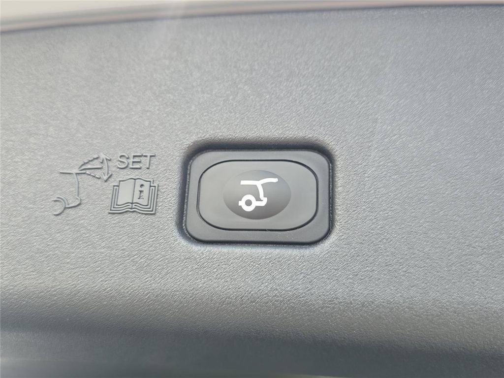 New 2026 Lincoln Nautilus Reserve AWD/4WD image 22