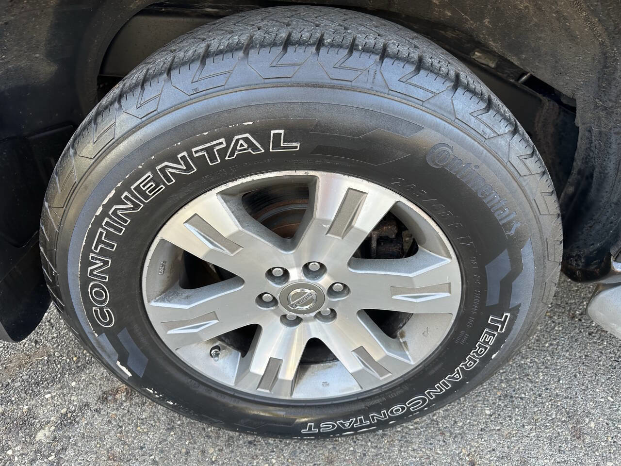 Used 2011 Nissan Pathfinder Silver image 31