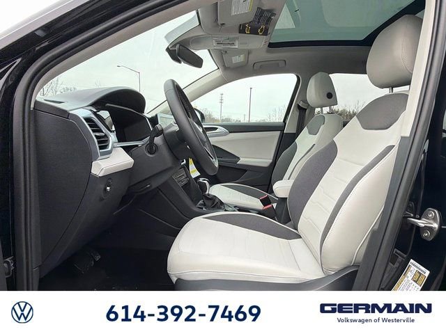 New 2026 Volkswagen Taos SE image 21