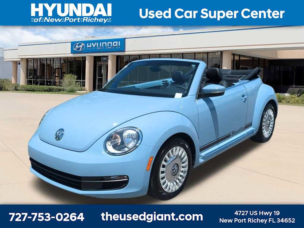 Used 2013 Volkswagen Beetle 2.5 FWD image 1