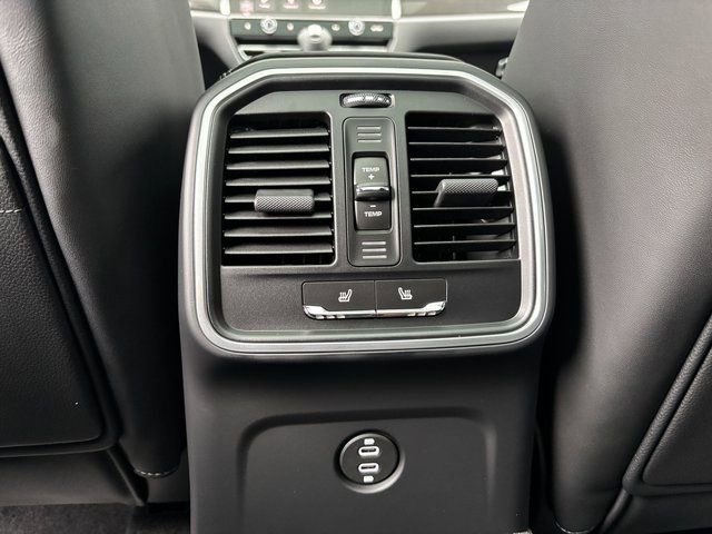 New 2026 Porsche Macan GTS image 25