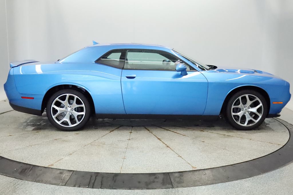 Used 2016 Dodge Challenger SXT Plus image 8