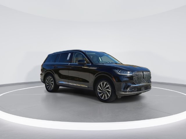 New 2027 Lincoln Aviator AWD image 2
