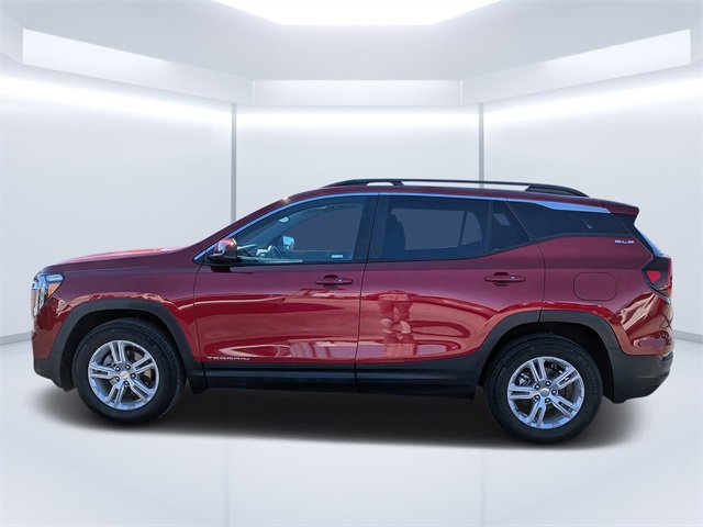 Used 2023 GMC Terrain SLE w/ Driver Convenience Package image 6