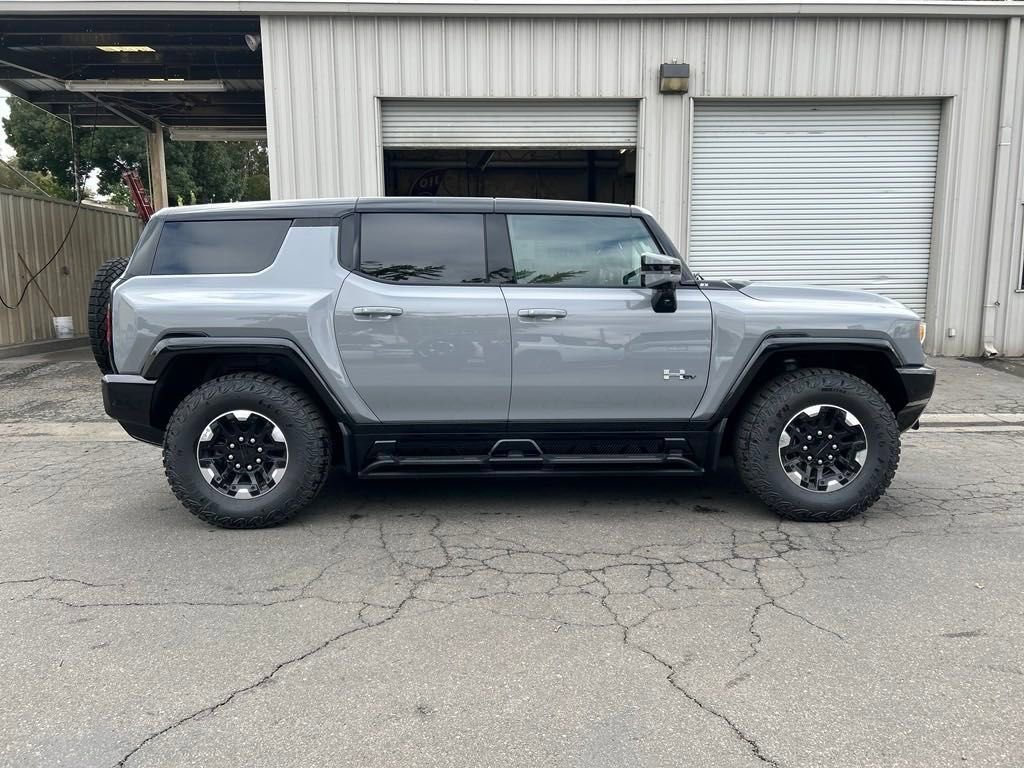 New 2025 GMC Hummer EV 2X w/ Extreme Off-Road Package image 6