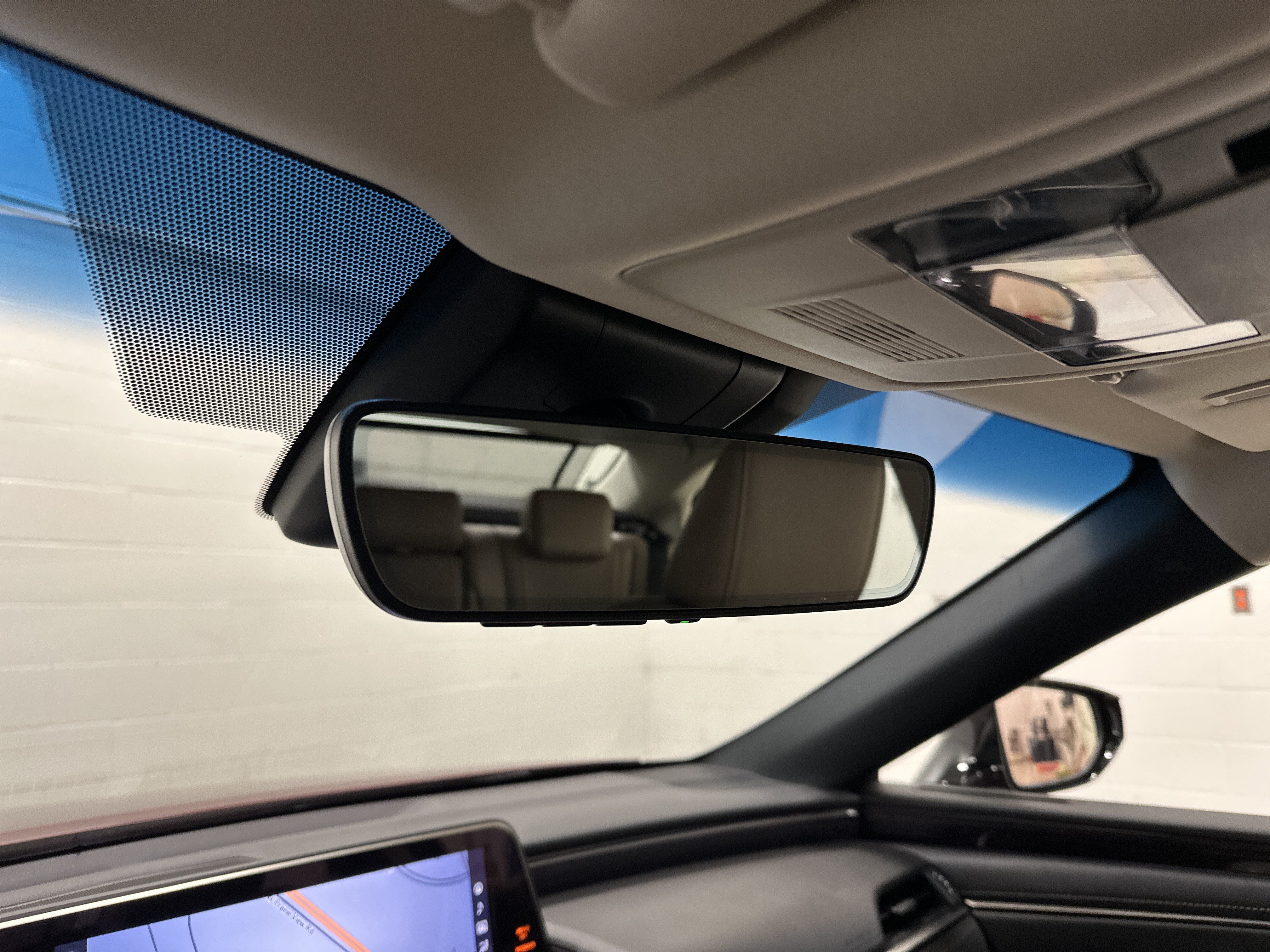 Used 2020 Lexus ES 350 Luxury w/ Accessory Package FWD image 27