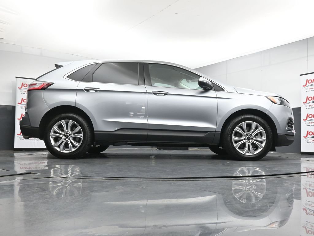 Used 2024 Ford Edge Titanium image 39