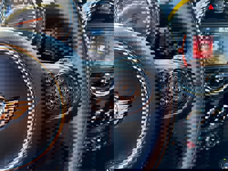 Used 2019 MINI Cooper 4-Door Hardtop w/ Signature Upholstery Package image 51