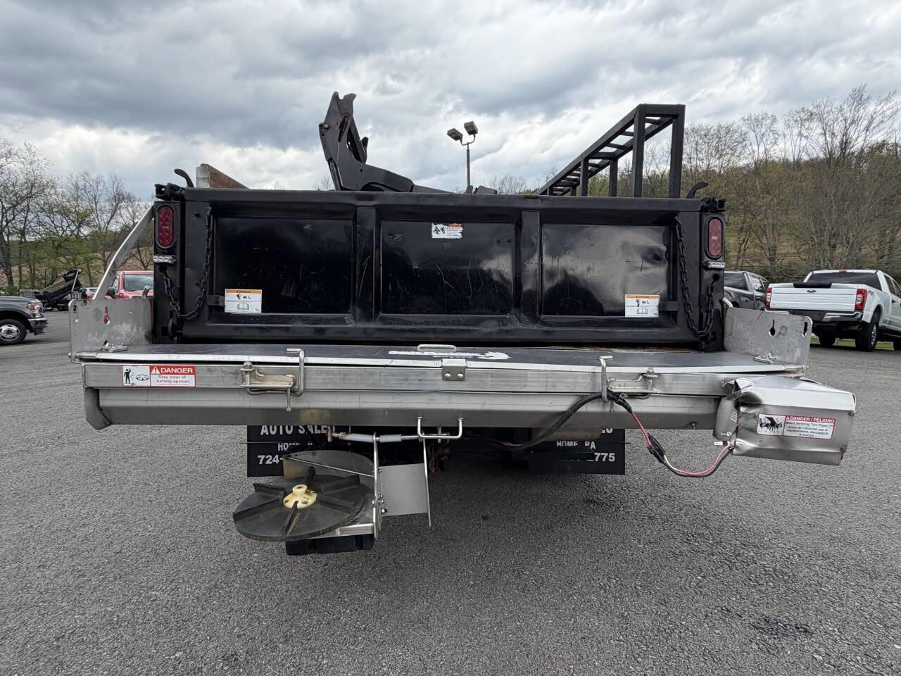 Used 2021 Ford F550 4x4 Regular Cab Super Duty image 4