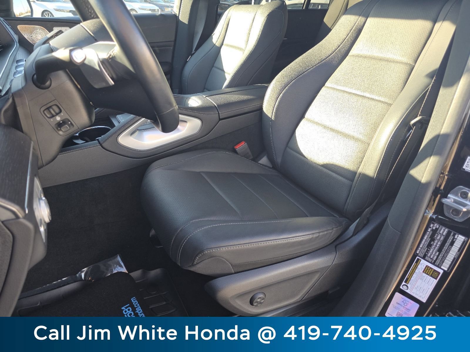 Used 2024 Mercedes-Benz GLS 450 4MATIC image 26