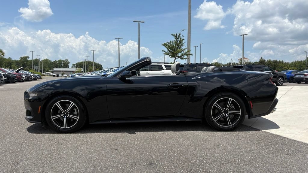 Used 2024 Ford Mustang Premium RWD image 9