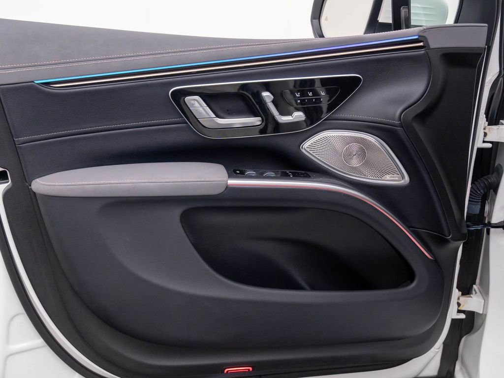 Used 2023 Mercedes-Benz EQS 450+ 4MATIC SUV image 13