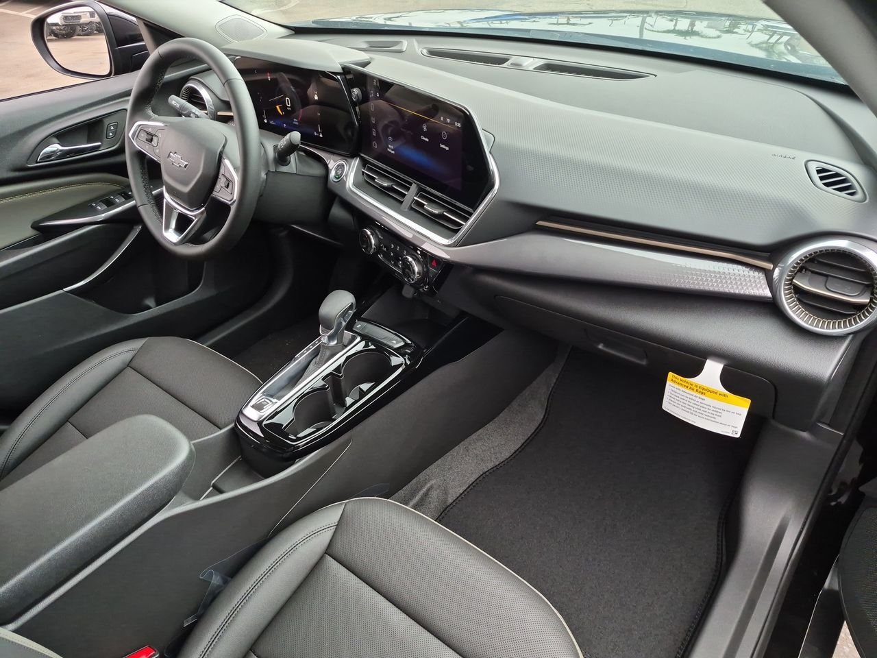 New 2026 Chevrolet Trax ACTIV w/ Driver Confidence Package FWD image 29